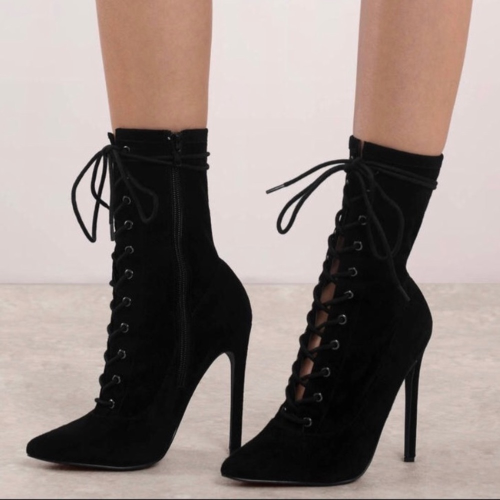 Steve Madden Lace up Bootie Heels
